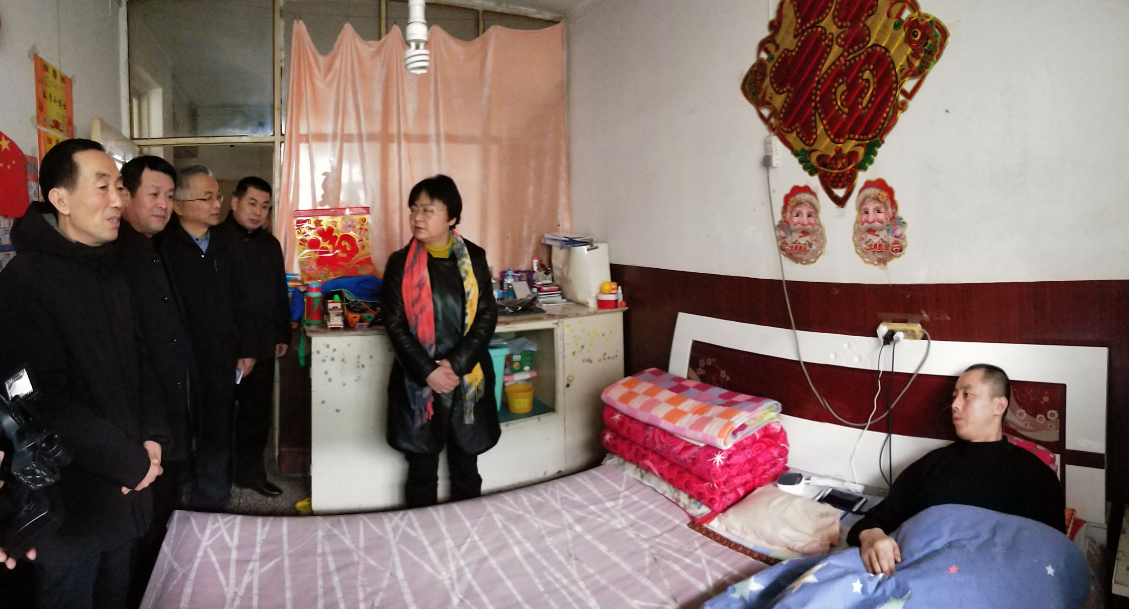 省總工會(huì)副主席韓麗珍一行慰問我公司困難職工